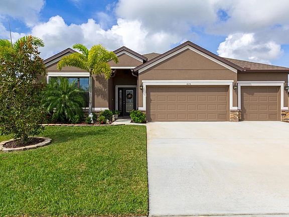 2nd image of 4654 Ashley Lake Cir