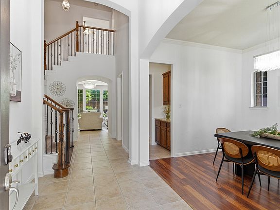 3rd image of 2437 Fawn Meadow Dr