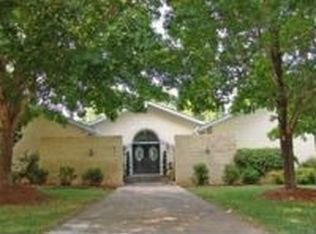 2734 Demington Ln, Charlotte, NC 28269