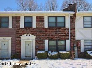 9812 Oakshire Dr, Jeffersontown, KY 40299