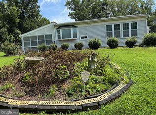 22705 Hawlings River Rd, Gaithersburg, MD 20882