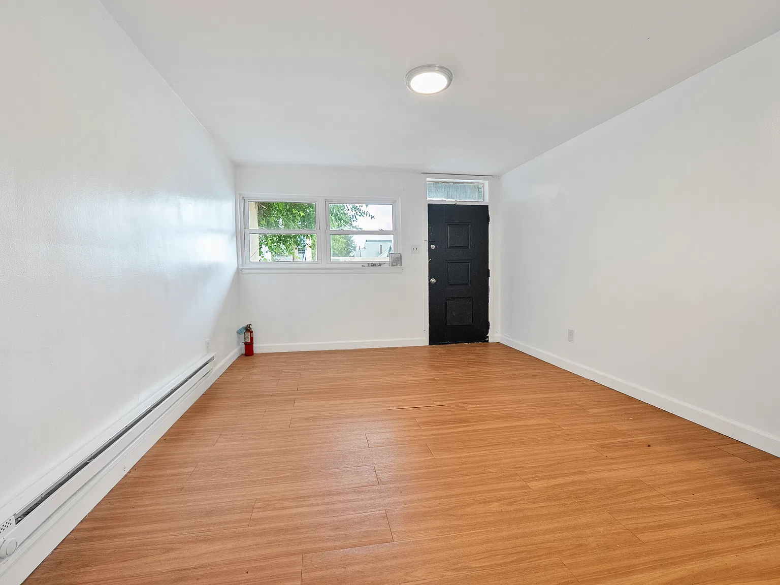 2020 Woodlynne Avenue - 2016A — Photo 2