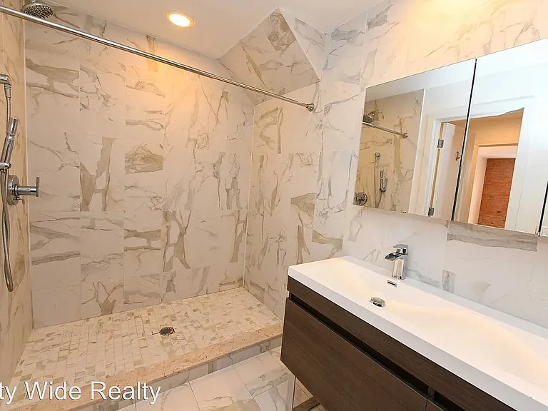 726-28 Market St #904 — Photo 12