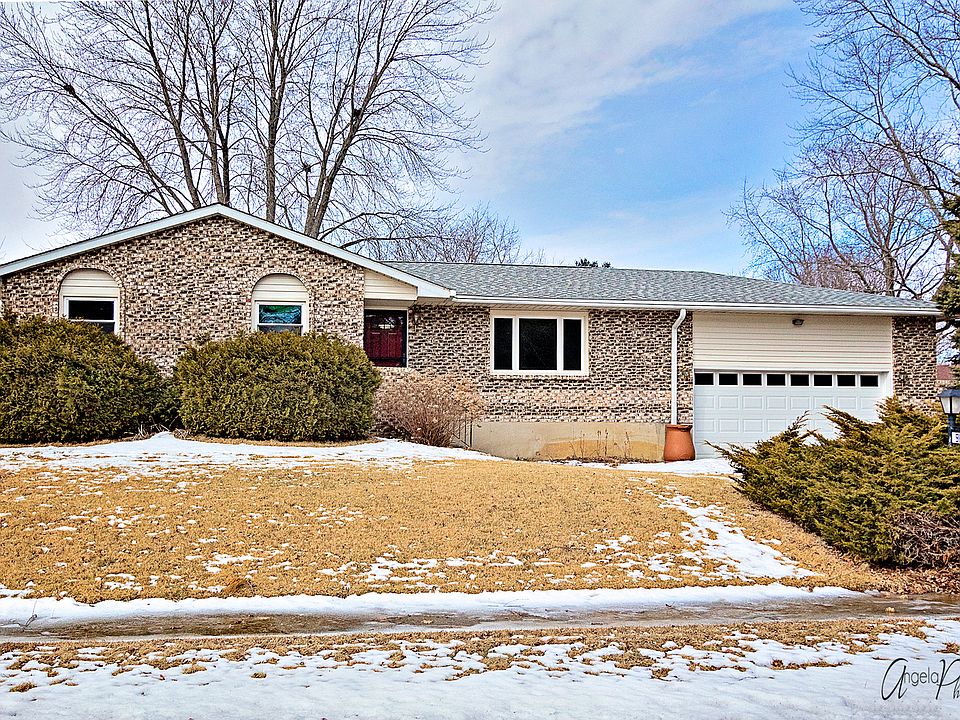 1st image of 9888 W Oak Forest Dr