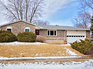 9888 W Oak Forest Dr, Beach Park, IL