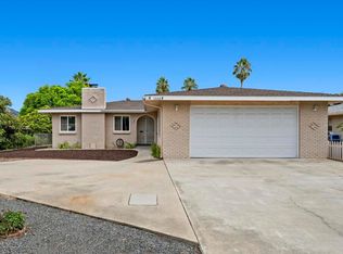 1068 Thomas Way, Escondido, CA 92027