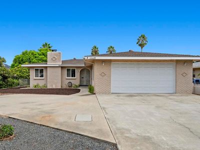 1068 Thomas Way, Escondido, CA, 92027