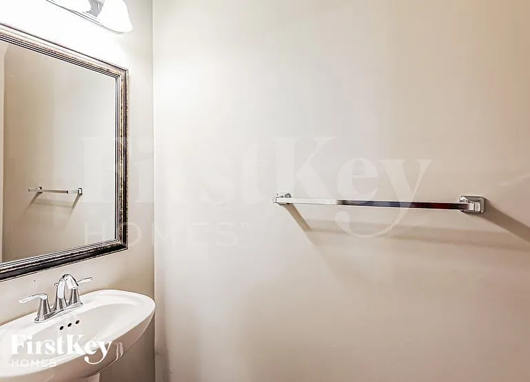 3172 Baylor Cir — Photo 14