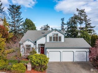 2762 SW Capital Dr, Oak Harbor, WA