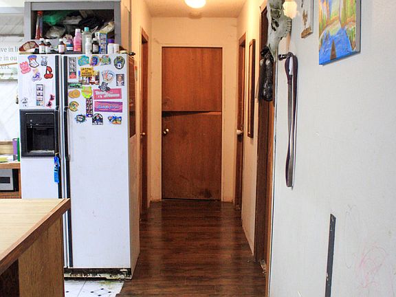 4th image of 351 Burbank Creek Rd