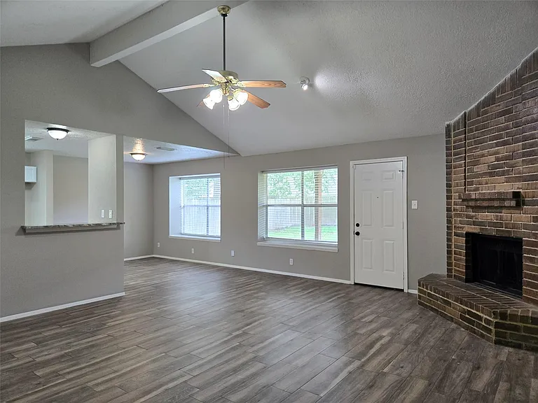 24015 Farm Hill Rd — Photo 4