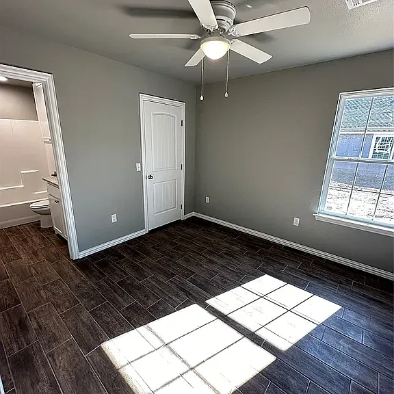 331 E 2nd St #331 — Photo 6