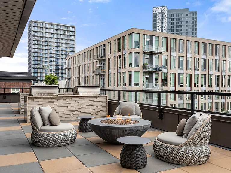 Reveal Apartments — Photo 22