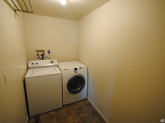 4th image of 12227 NE 66th St