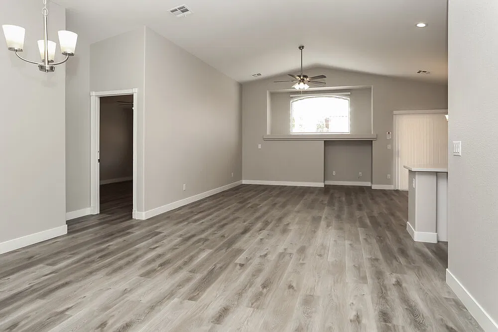 3 bed, 2.0 bath, 1622 sqft, $2,190 — Photo 3