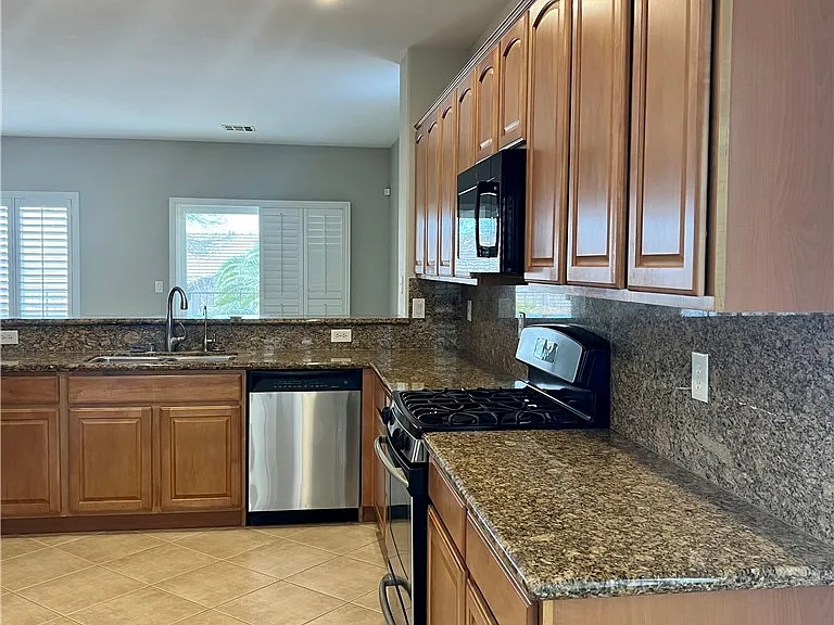 2460 Calvert City Dr — Photo 22