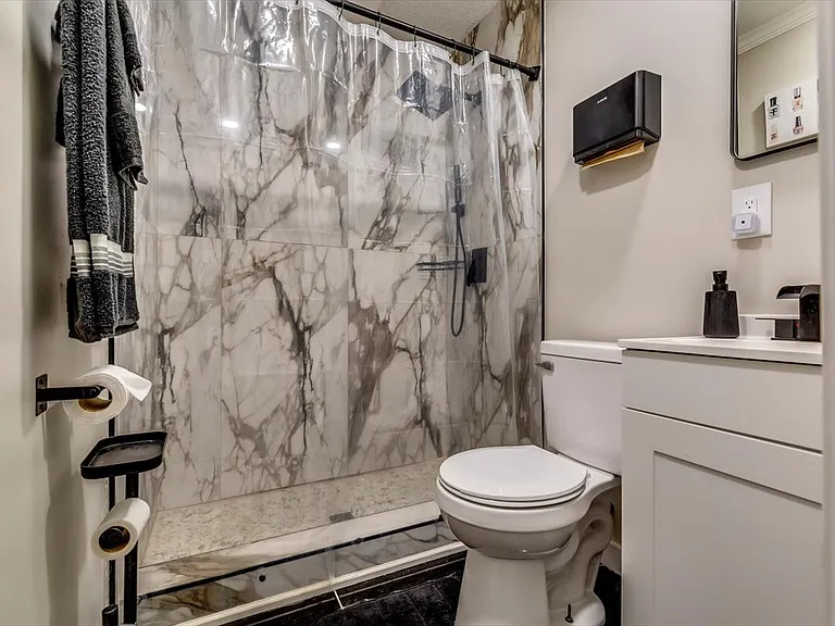 3482 Scenic Dr — Photo 18