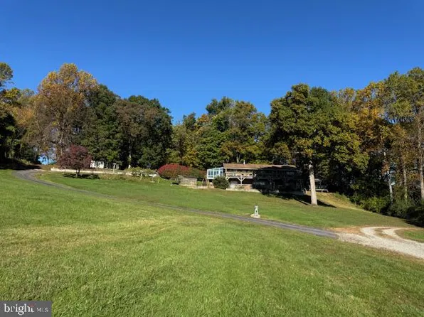 97 McCauley Acres Rd, Elkton, MD 21921