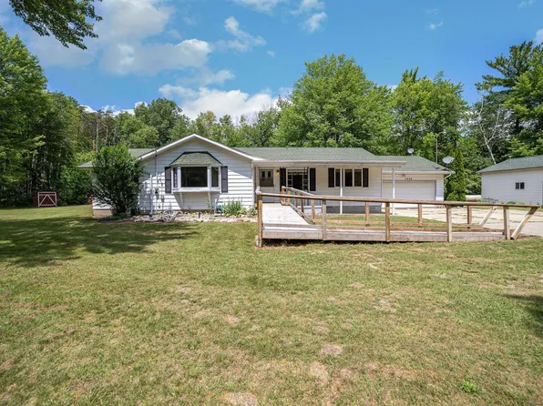2826 W Walter Rd, Coleman, MI 48618