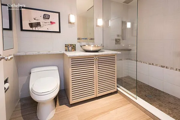 Rented by Sotheby's International Realty | media 13