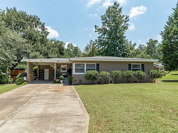 4th image of 2410 Brentwood Pl