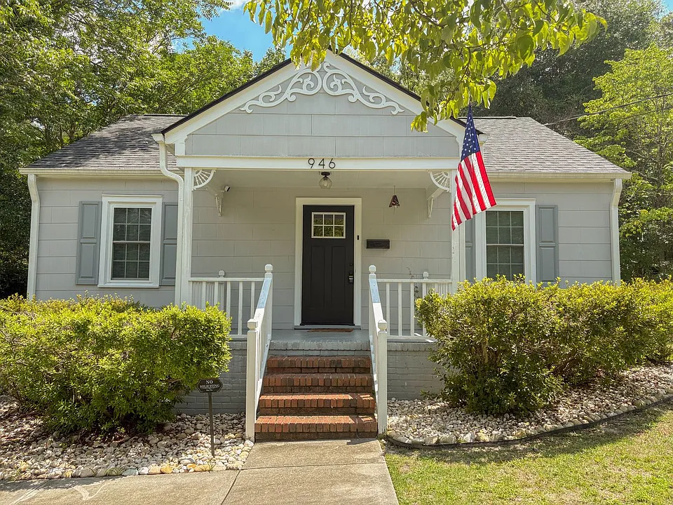 946 McKimmon Rd