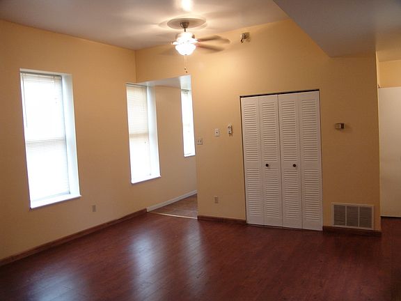 4th image of 4519 McPherson Ave APT 101
