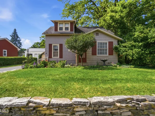 325 W Elm St, Bluffton, OH 45817