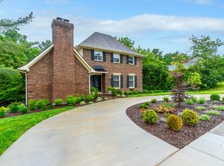 2063 Manor Dr, Lexington, KY 40502