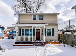 2245 Emily Ave, Lakewood, OH 44107