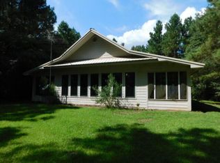 154 W Oakvale Rd, Mount Olive, MS 39119