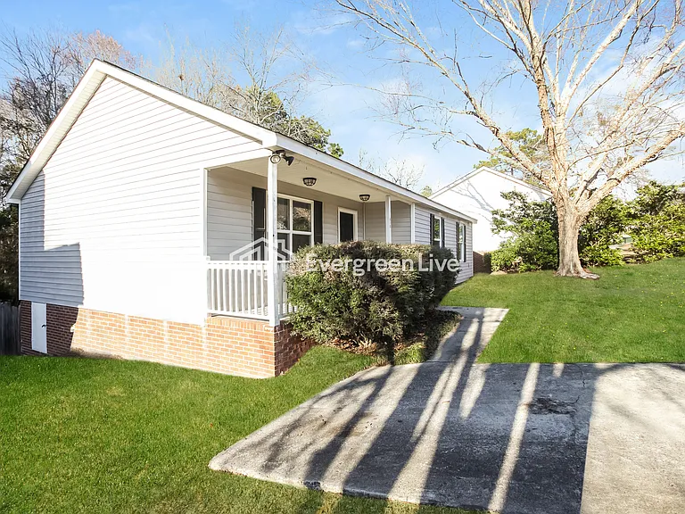 410 Clyde Ct — Photo 9