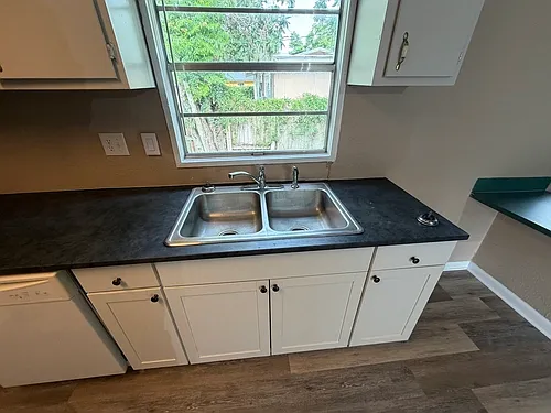 1204 Cherry Ln — Photo 15