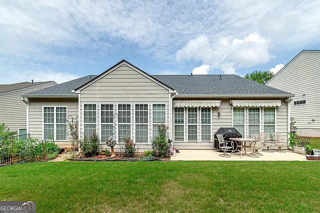 230 Begonia Ct — Photo 2