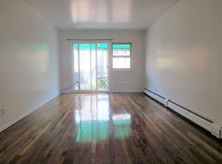 2504 38th St APT 3, Astoria, NY 11103