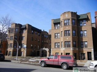 6924 S Oglesby Ave #2412, Chicago, IL 60649