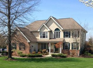 2 Caitlyn Ct, Avondale, PA 19311