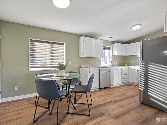 5th image of 1320 N Oak Harbor Street #178