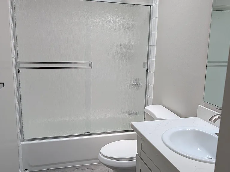 1110 White Dr — Photo 7