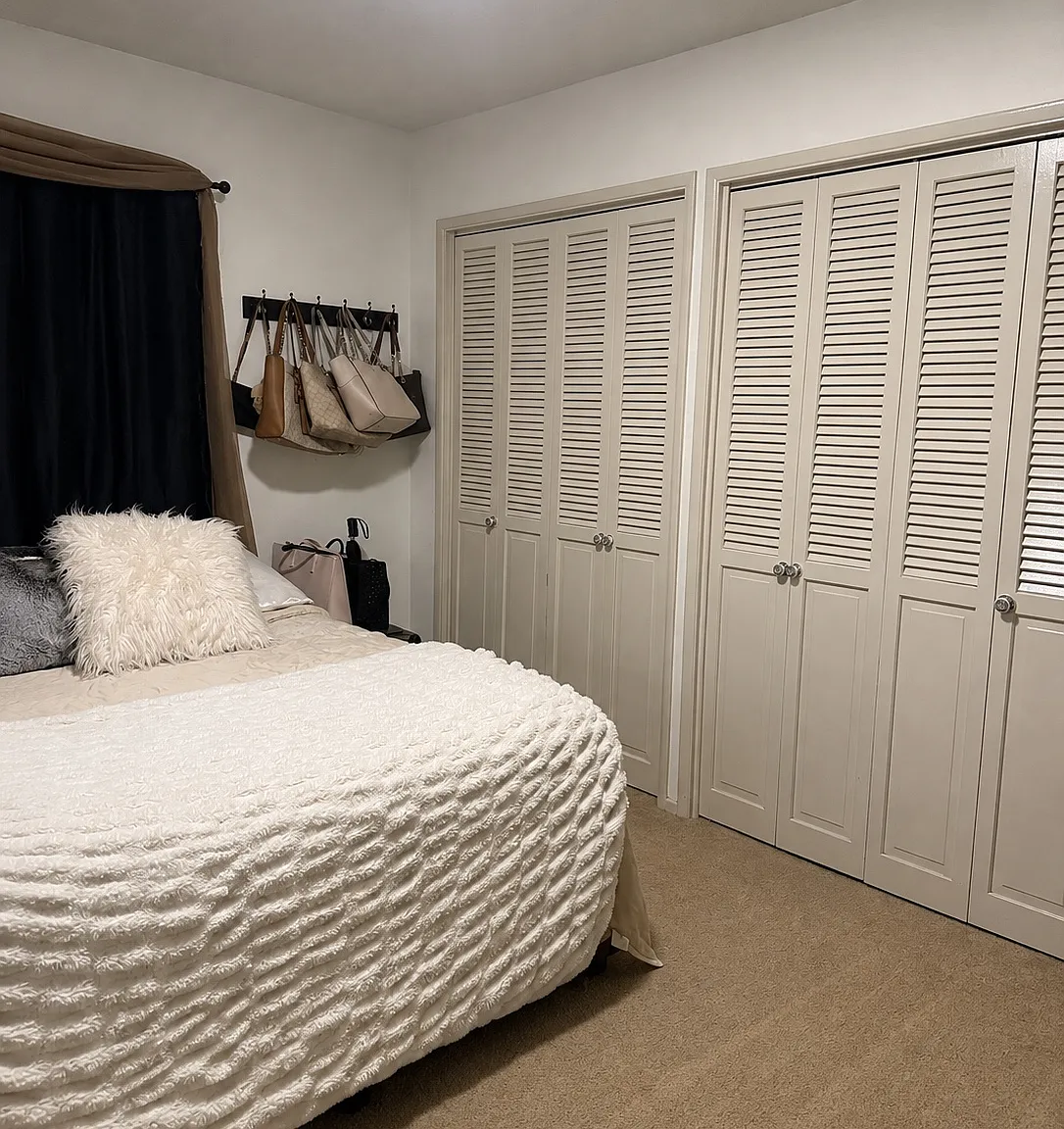 3 bed, 1633 sqft, $3,210 — Photo 4