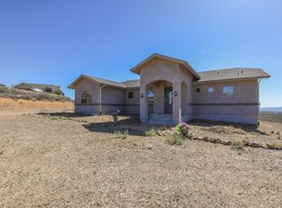 15970 Apple Tree Ln, Dewey, AZ 86327