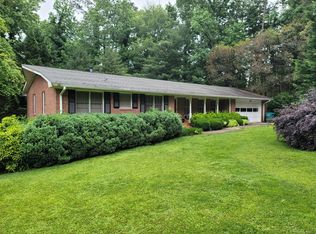 2052 Lake Lucerne Dr SW, Lilburn, GA 30047