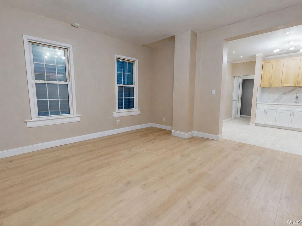 9561 115th Street, South Richmond Hill, NY 11419 | Zillow