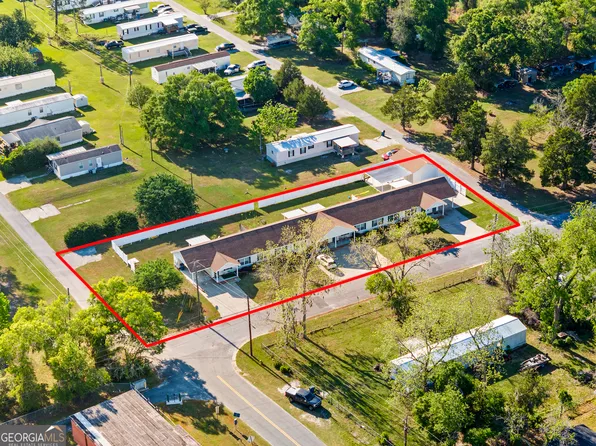 660 Woodward Ave, Waycross, GA 31503