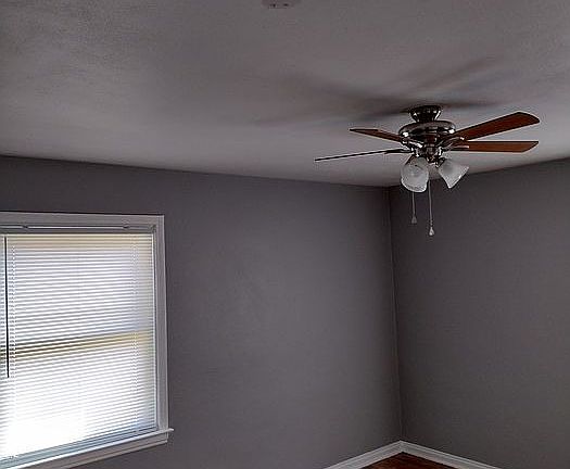 3rd image of 38 Capitol Hill Dr