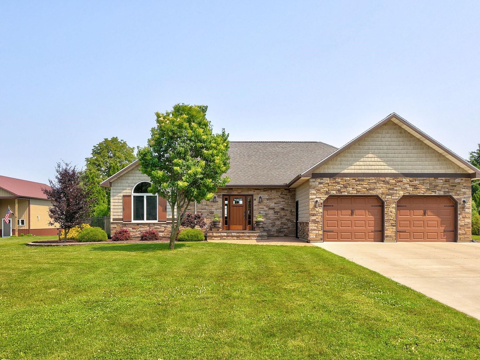 10317 Lange Rd, Birch Run, MI 48415 | Zillow