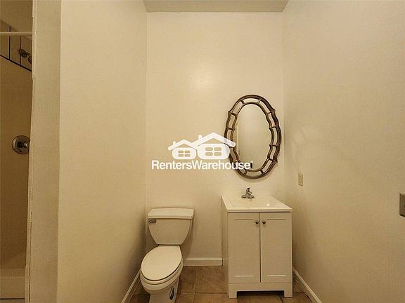5th image of 5027 Creekmont Dr #A
