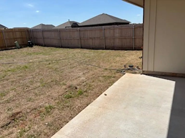 18112 Austin Ct — Photo 18