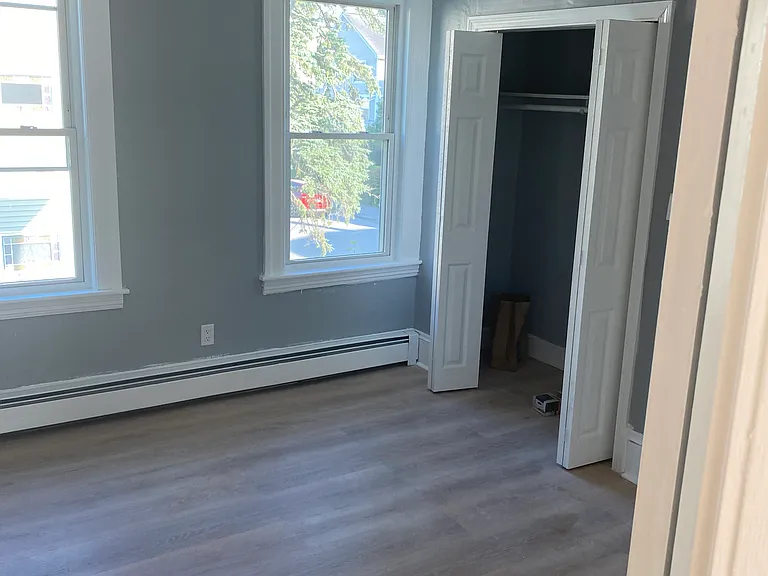 7 Derby St #2 — Photo 4