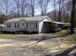 5 5th St, Brookfield, MA 01506